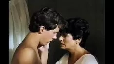 Jouer La belle-mère offre des moments inoubliables dans la salle de bain