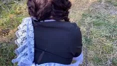 Abspielen Sex mit russischem Mädchen auf dem Feld gefickt