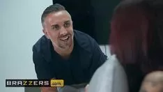 Oynat Bir Ayı Siktiren İyi Kadın