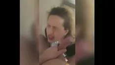 Oynat İki bahşedilmiş siyah seks dirençli bir sarışın fuck