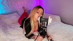 Oynat Sarışın Roxana ile en şehvetli video