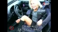 Jouer Pute demande de l'argent pour se faire baiser à la ceinture