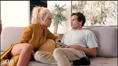 Jouer Aventure sexuelle anale intense d'une MILF blonde