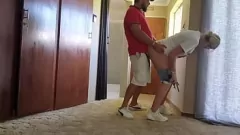 Jouer BUCK AMATEUR DE CUM CUM CUMS: Action du cul d'énorme cul et du tout le chien