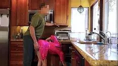 Play She cooks while having sex with the man her pussy wants