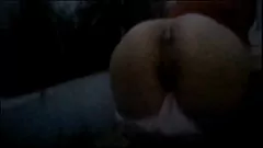 Jouer Baise extérieure avec un adolescent maigre Sam et son cul parfait