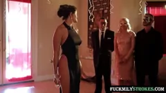 Play Stepbrothers and Stepsisters Lust Party Orgy: Hardcore Step-Family Fantasy