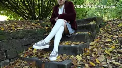 Odtwórz Casting nastolatków: Outdoor Upskirt i Doggystyle Fun